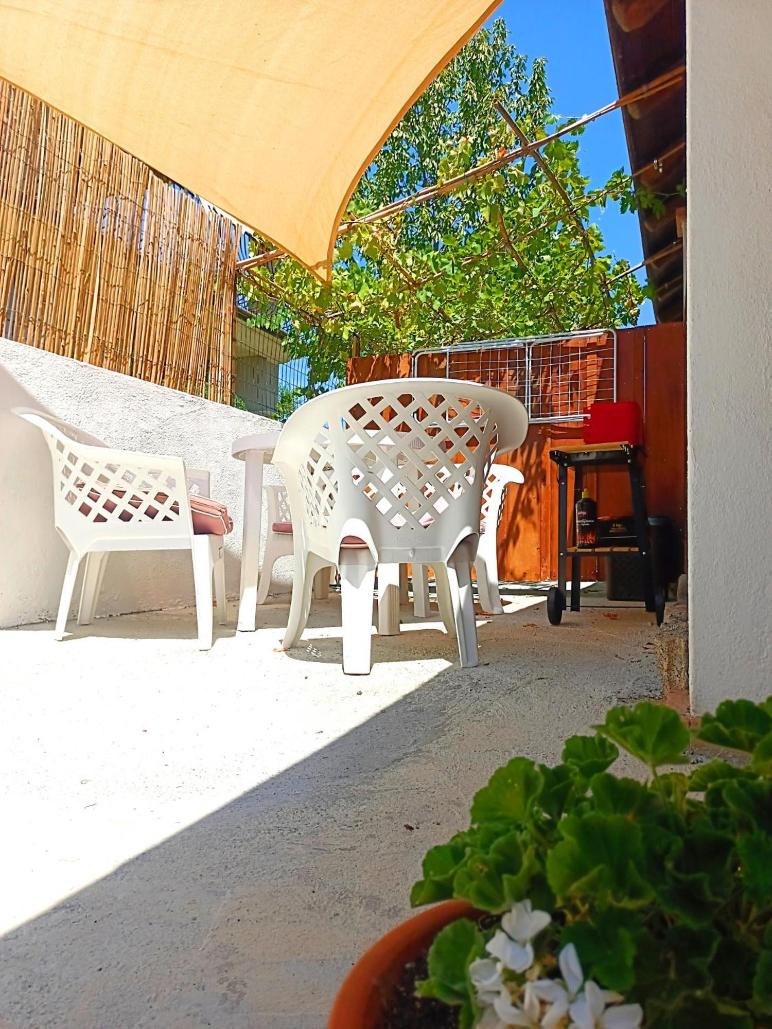 Le Sorgenti Guest House Ilbono Экстерьер фото